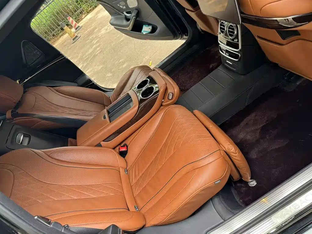 Mercedes-Benz Maybach S-Class 2020 S 450 4MATIC Collector's Edition фото 10