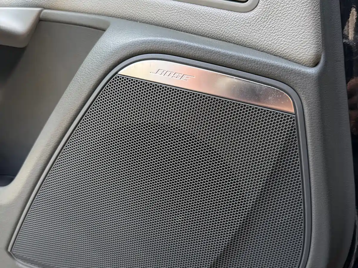 صورة 9 - Audi A6L