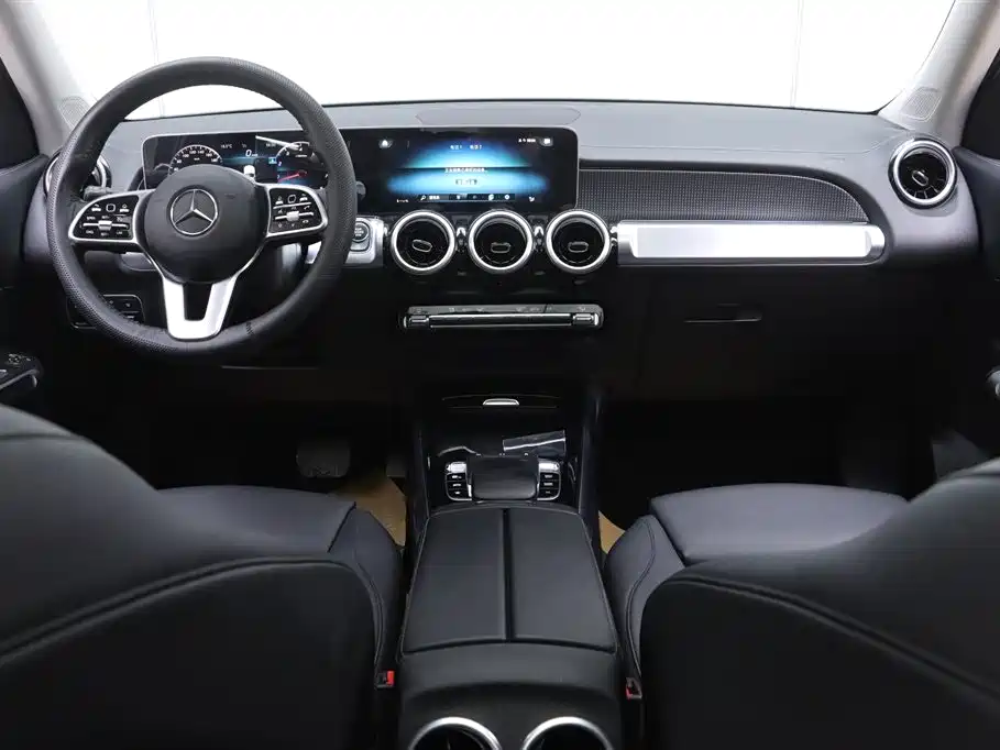 Mercedes-Benz GLB 2020 GLB 200 Dynamic фото 27