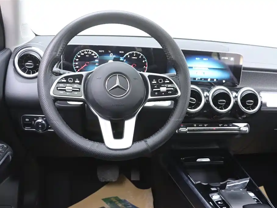 Mercedes-Benz GLB 2020 GLB 200 Dynamic фото 29