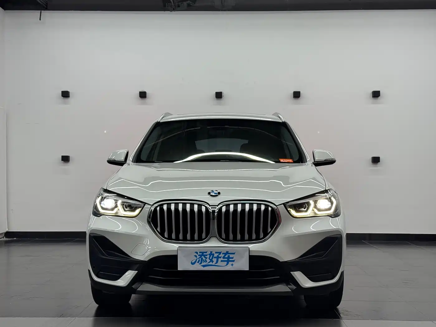 BMW X1 2022 sDrive25Li Leading фото 2