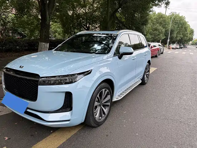 Li Auto Li ONE 2020 Extended Range 6-seater