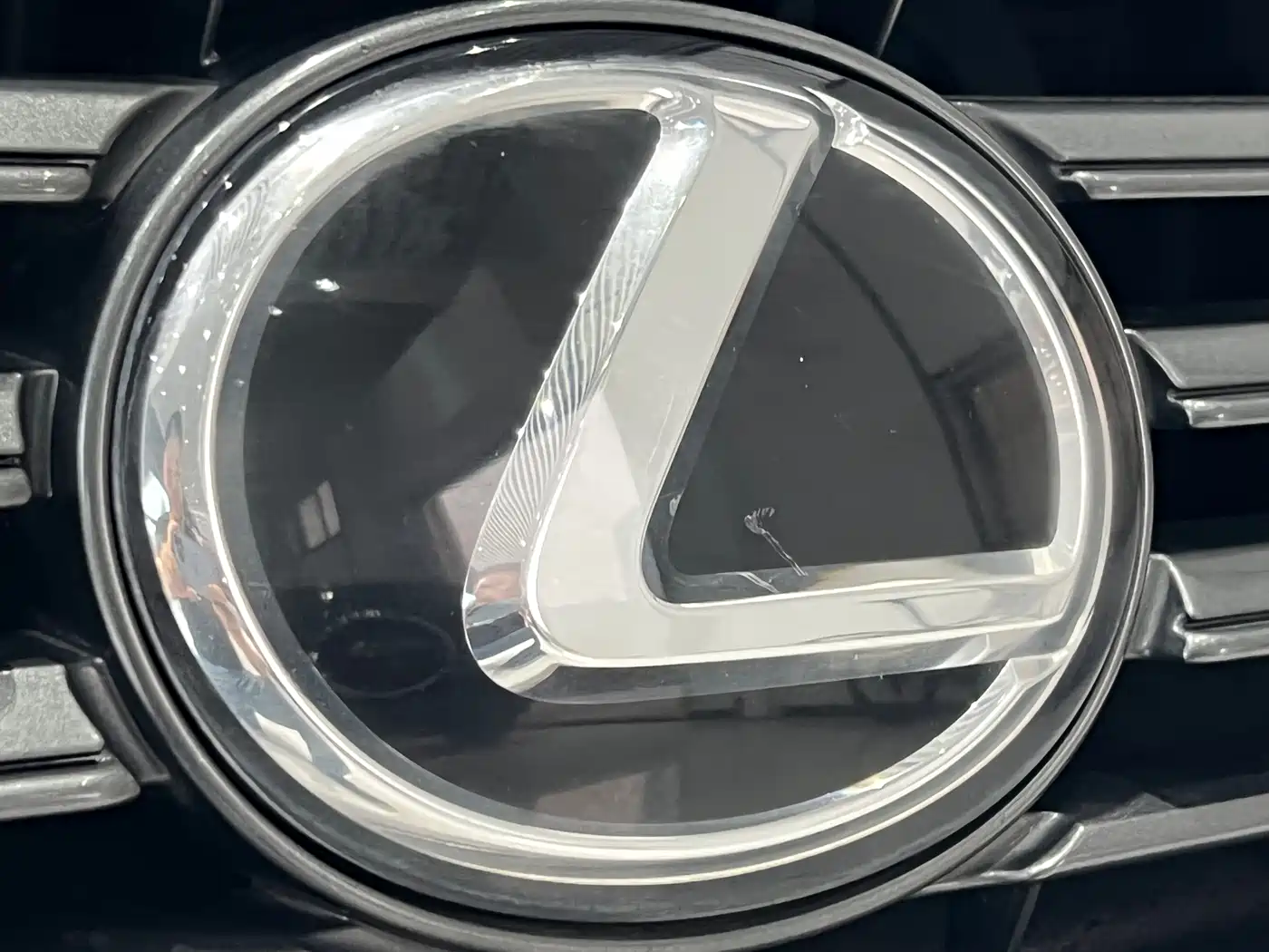 Lexus ES 2015 200 Elite Edition фото 13