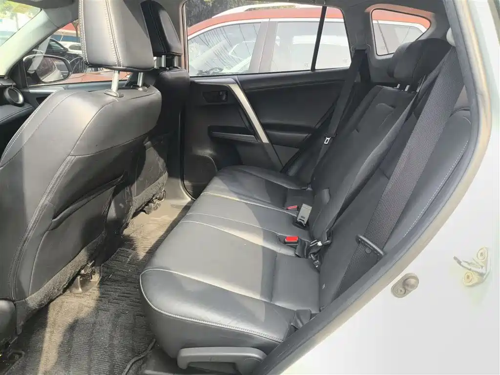 Toyota RAV4 Rongfang 2018 2.5L Automatic 4WD Elite i Edition фото 17