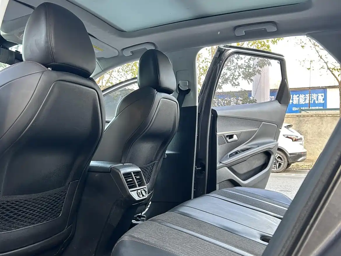 Peugeot 4008 2017 350THP Elite Edition фото 16