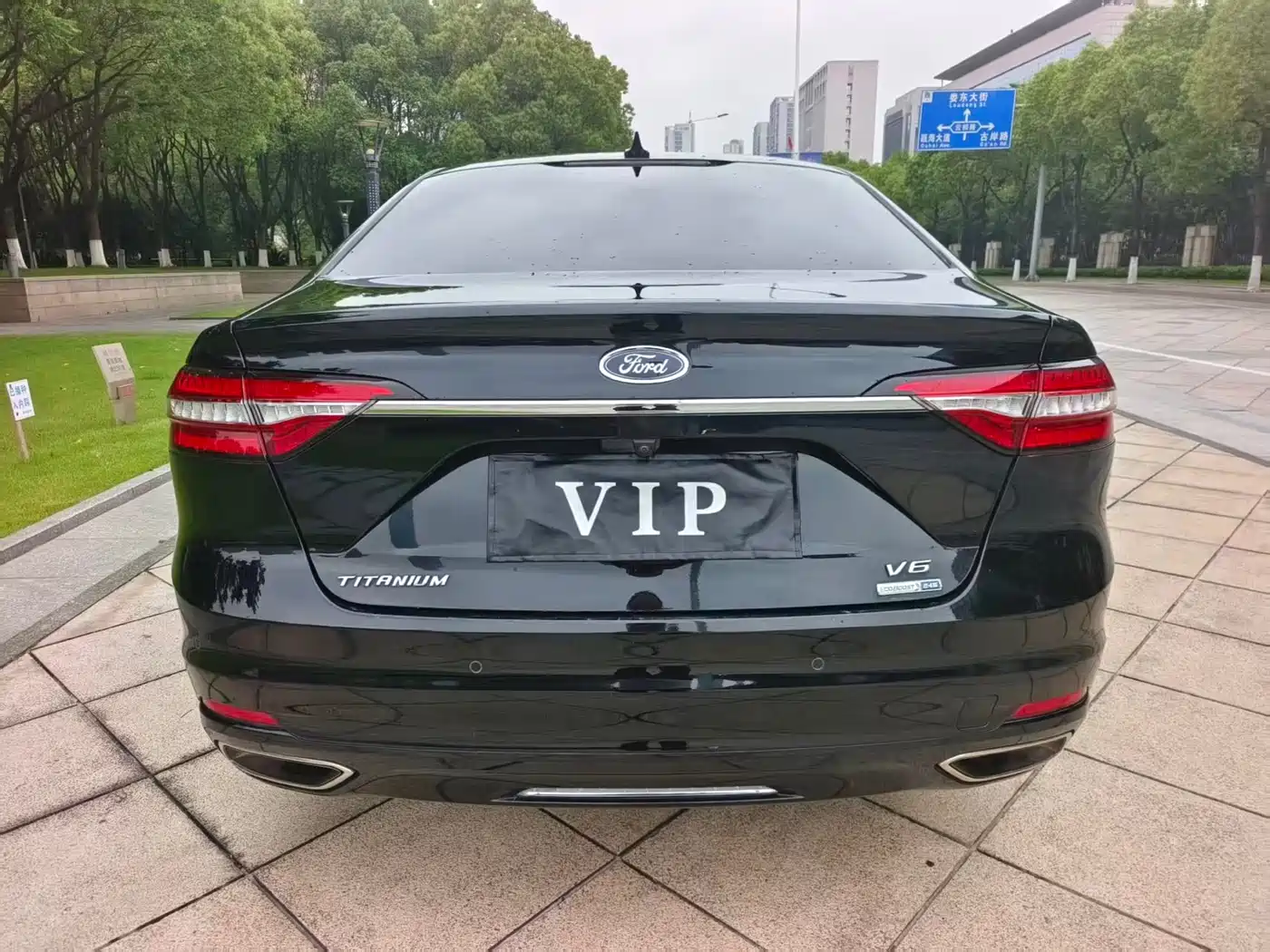 Ford Taurus 2020 2019 EcoBoost 245 Premium Edition