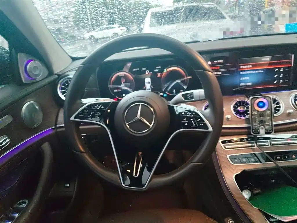 Mercedes-Benz E-Class 2023 E 300 L Fashion фото 3