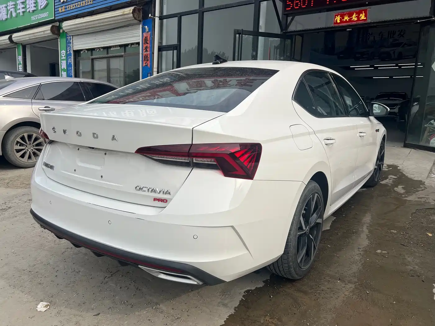 Škoda Octavia 2022 PRO TSI280 Premium Edition фото 5