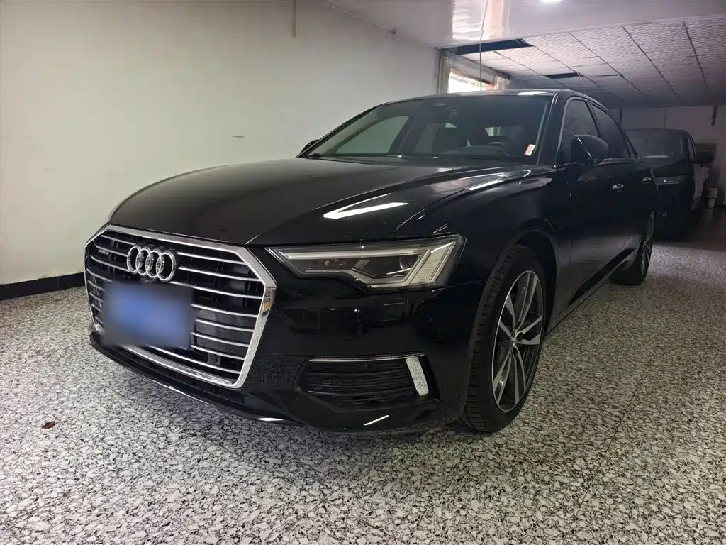 Audi A6L 2021 45 TFSI Exclusive Elegance фото 2