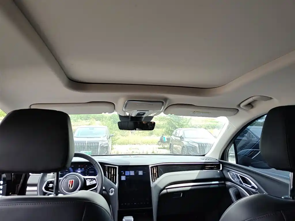 Hongqi HS7 PHEV 2024 2.0T PHEV AWD Qichang Edition 7-seater фото 18