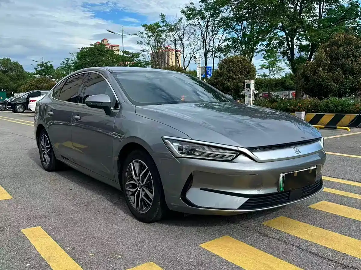 BYD Qin PLUS 2021 EV 400KM Luxury Model фото 3