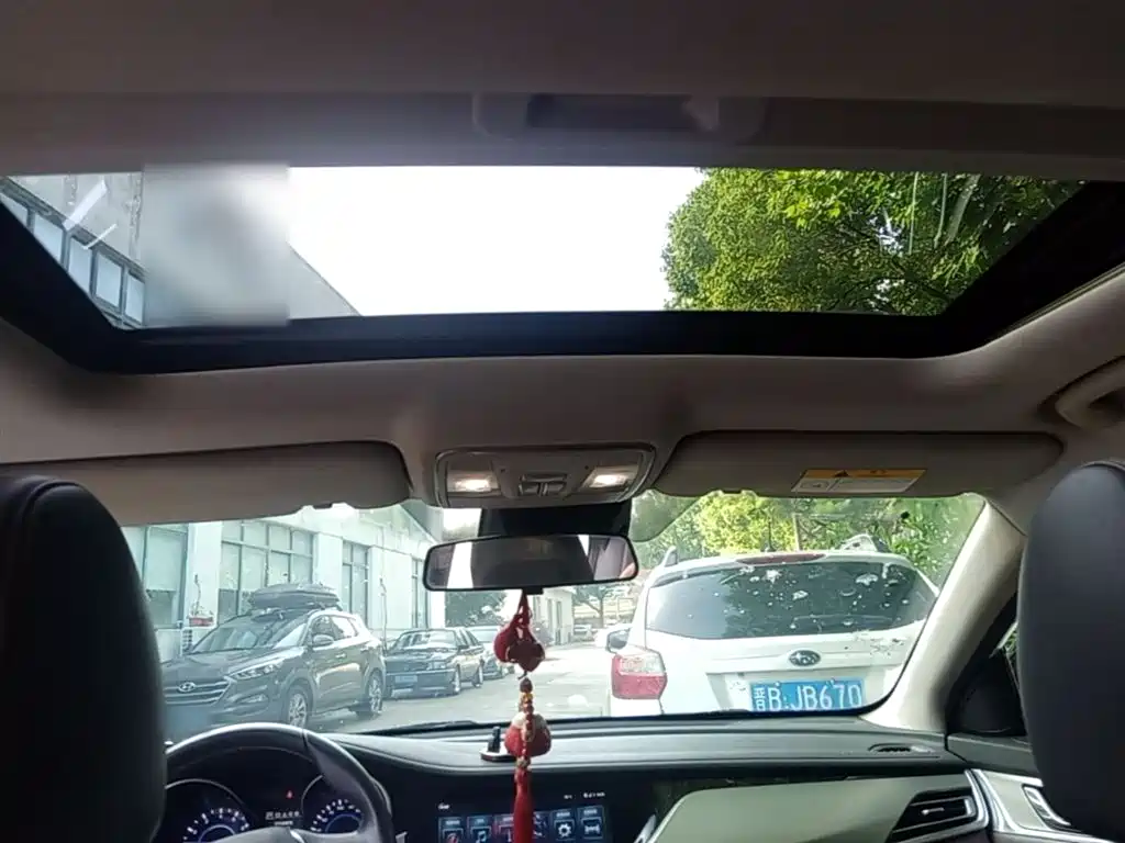 Photo 18 - Changan Eado