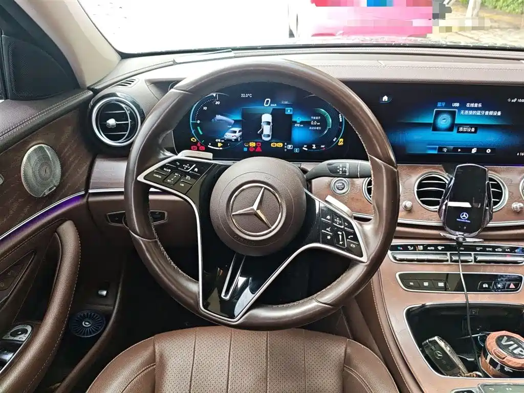 Mercedes-Benz E-Class 2023 E 300 L Luxury фото 3