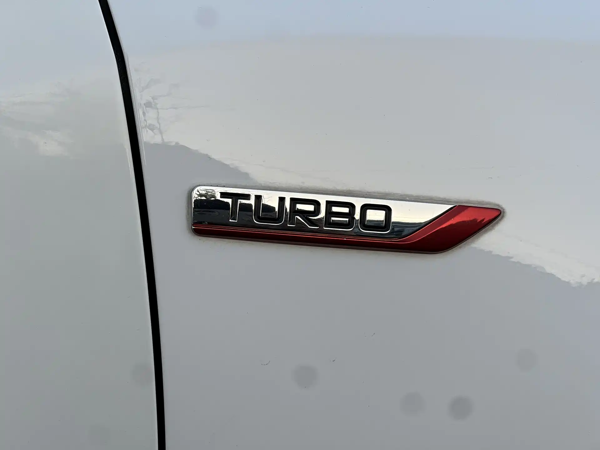 Фото 17 - Geely Emgrand GL