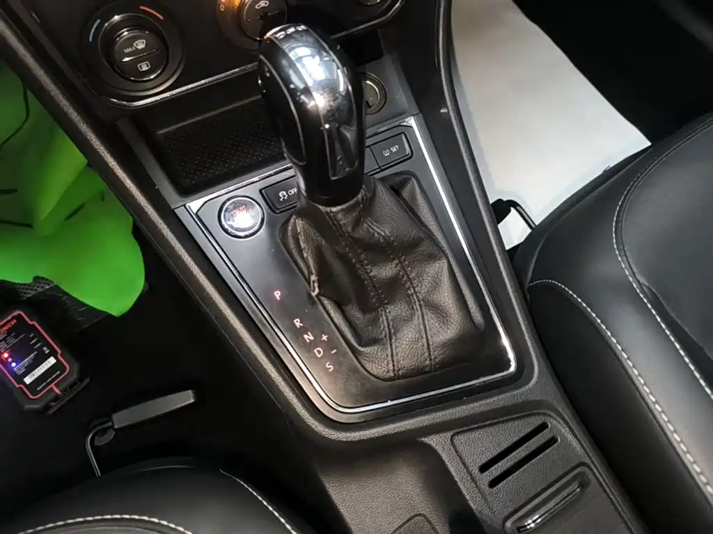 Volkswagen Lavida 2017 230TSI DSG Comfort Edition фото 14