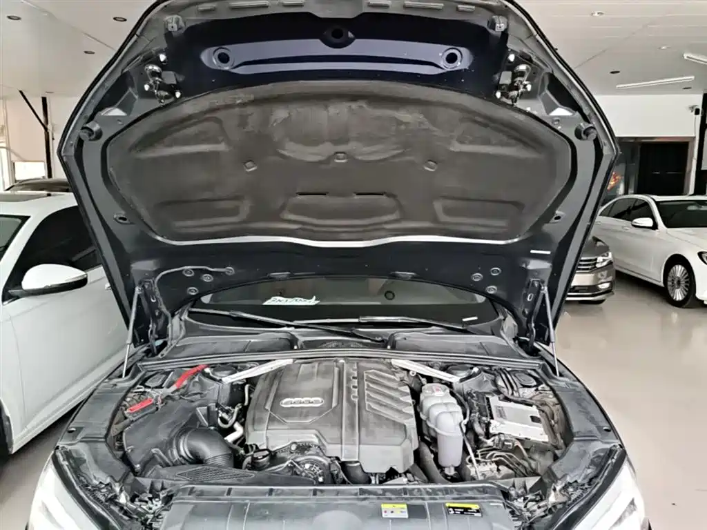 AUDI A5 (IMPORT)