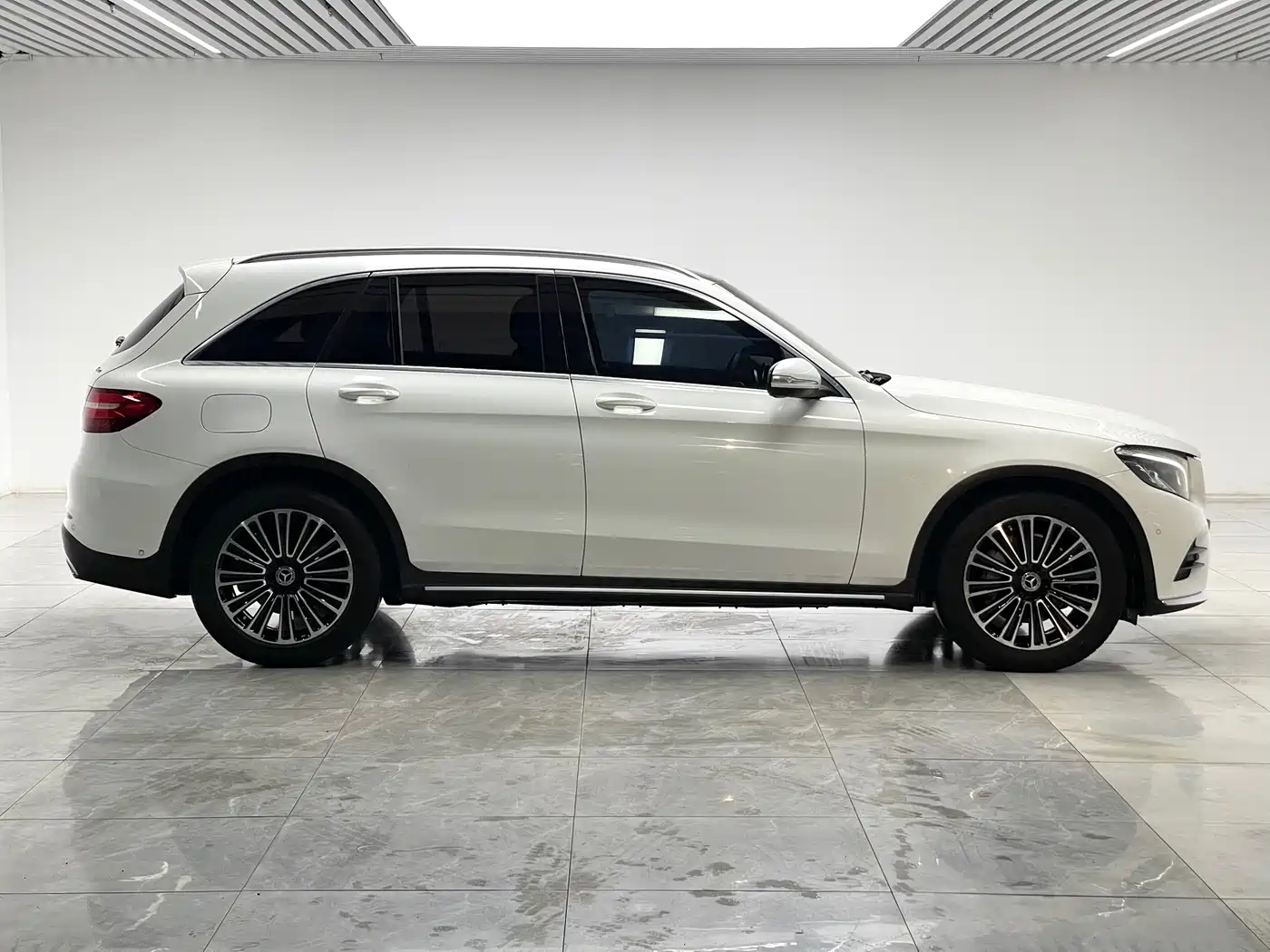 Mercedes-Benz GLC 2018 GLC 260 4MATIC Dynamic фото 8