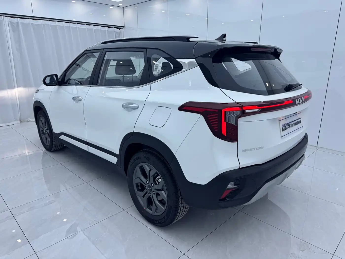 Kia Seltos 2026 Model 1.5L IVT Luxury Comfort Edition фото 6