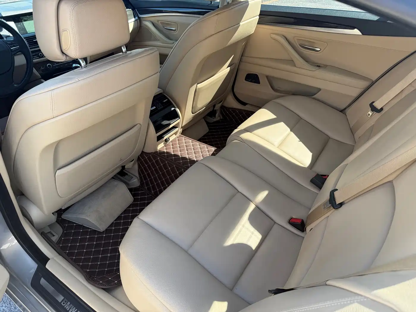 BMW 5 Series 2013 530Li Luxury фото 7