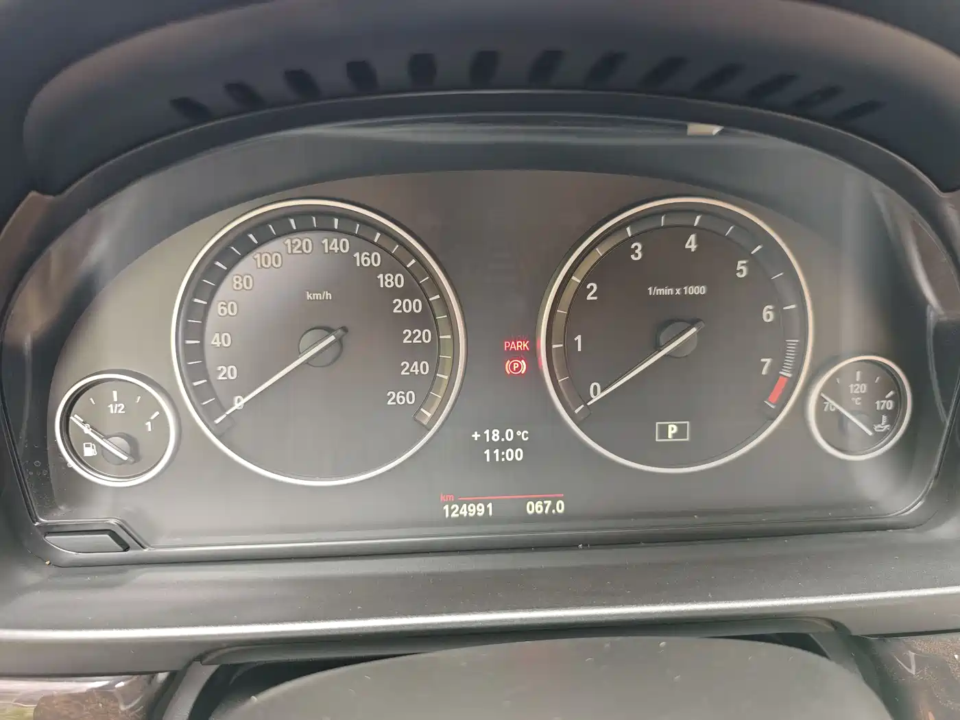 BMW 5 Series (Import) 2012 528i xDrive Luxury Model фото 30