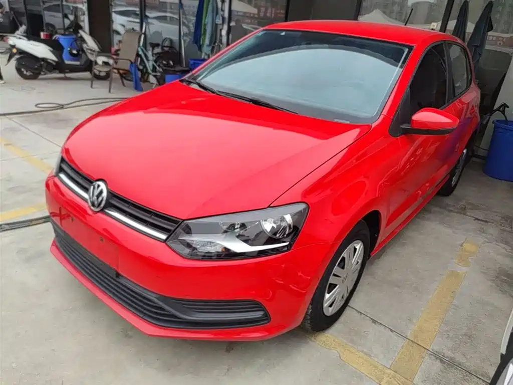 Volkswagen Polo 2016 1.4L Manual Trend фото 2