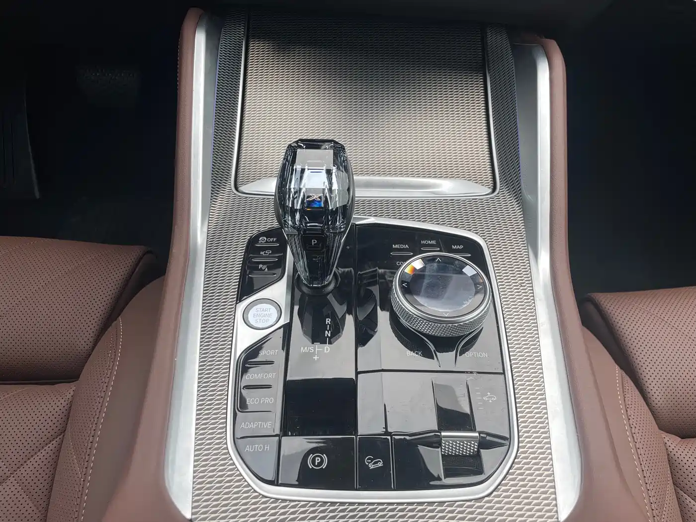 BMW X6 2022 Model Year Facelift II xDrive40i Exclusive M Sport Package фото 11