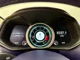 Фото 6 - Aston Martin DB11