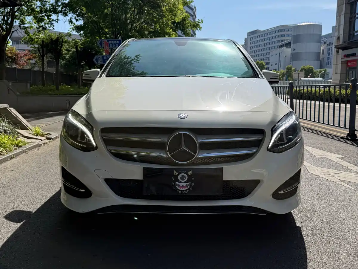 Mercedes-Benz B-Class 2015 B 200 Style фото 2