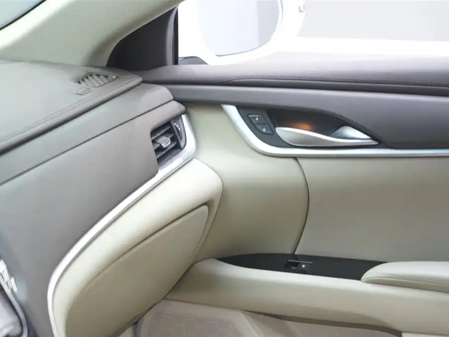 Cadillac XTS 2017 28T Technology фото 14
