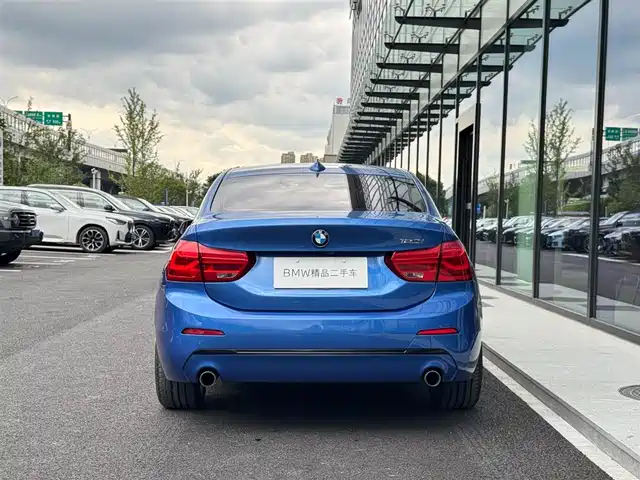 BMW 1 Series 2018 120i Design Package — фото 4