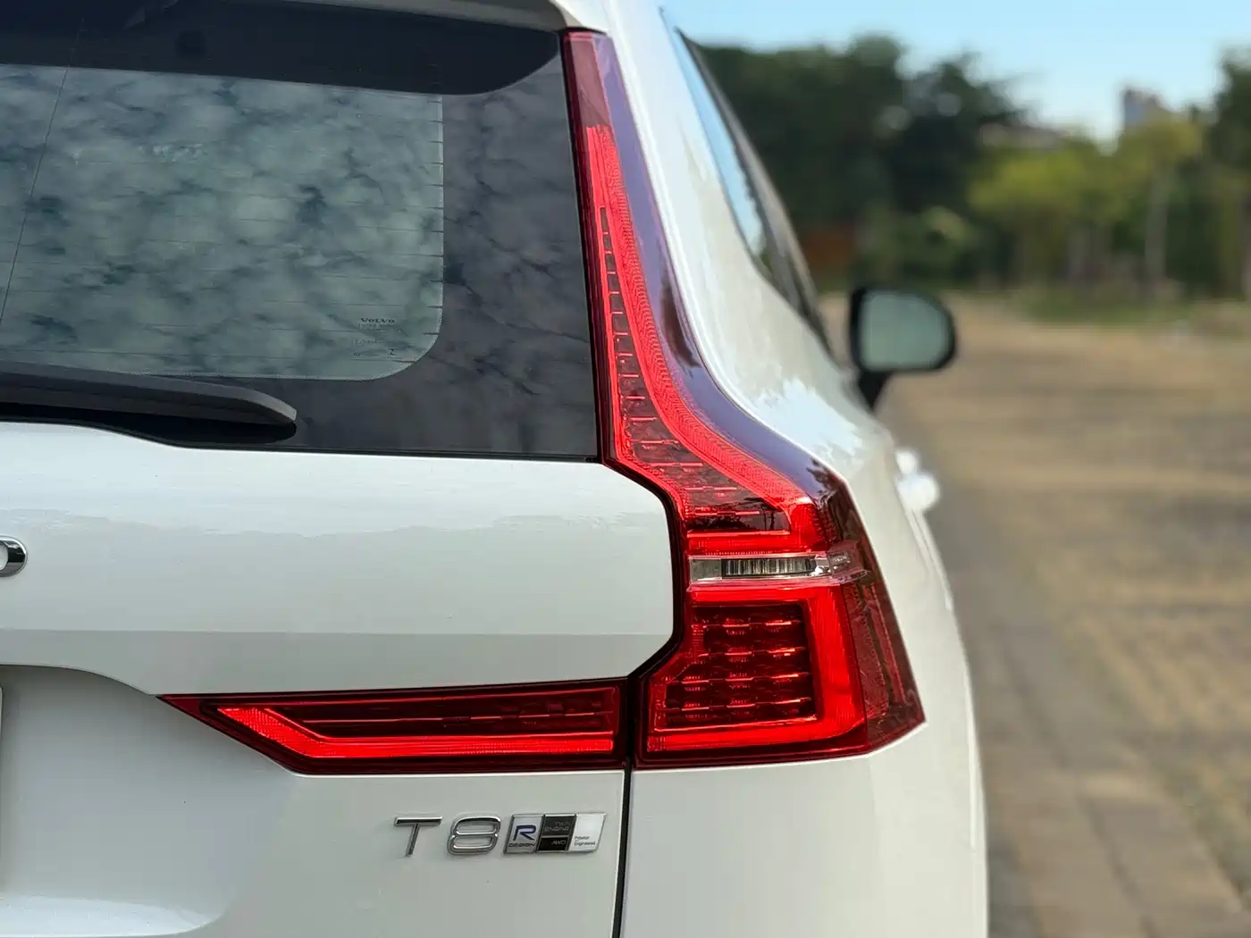 VOLVO XC60 PLUG IN HYBRID