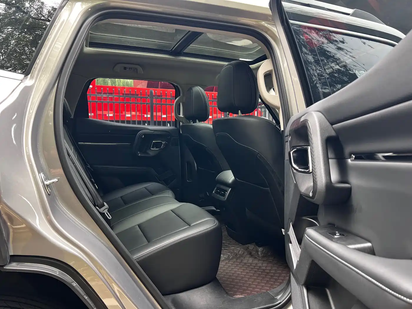 Haval Da Gou 2nd Gen 2023 2.0T AWD Wild Adventure Plus фото 7