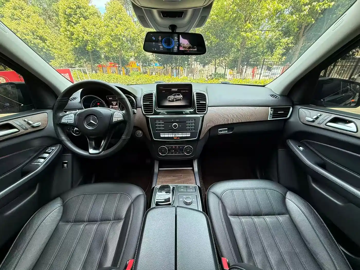 Mercedes-Benz GLE 2015 GLE 400 4MATIC фото 9