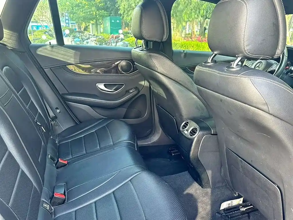 Mercedes-Benz GLC 2017 GLC 260 4MATIC Luxury фото 7