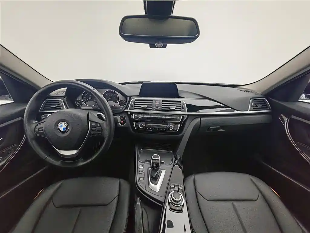 BMW 3 Series 2017 320Li M Sport фото 5