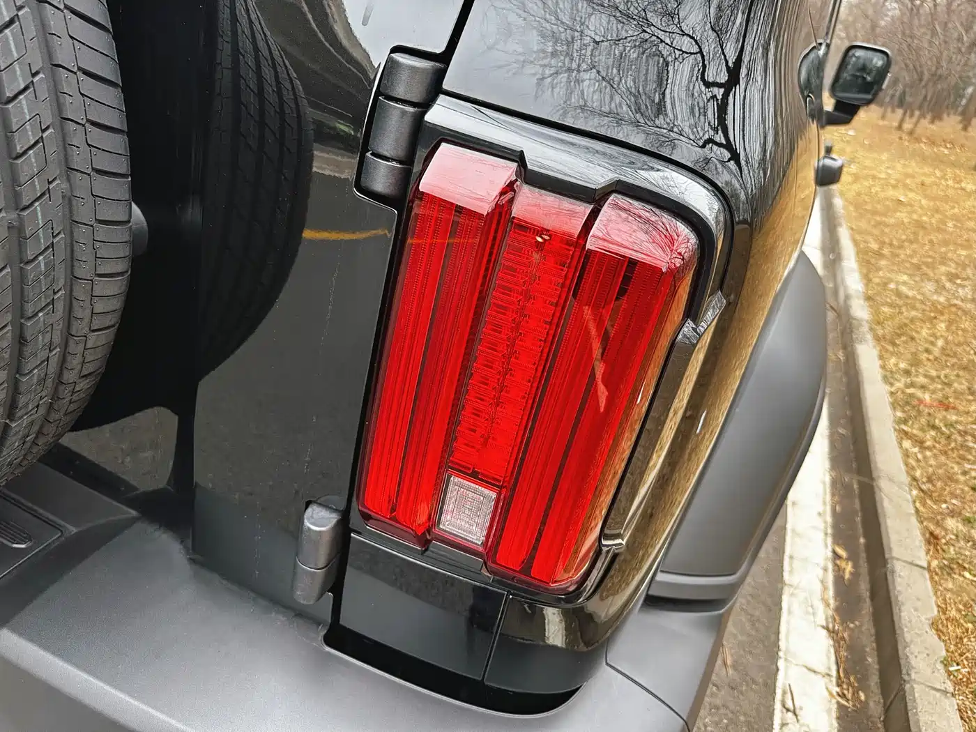 TANK TANK 300 NEW ENERGY