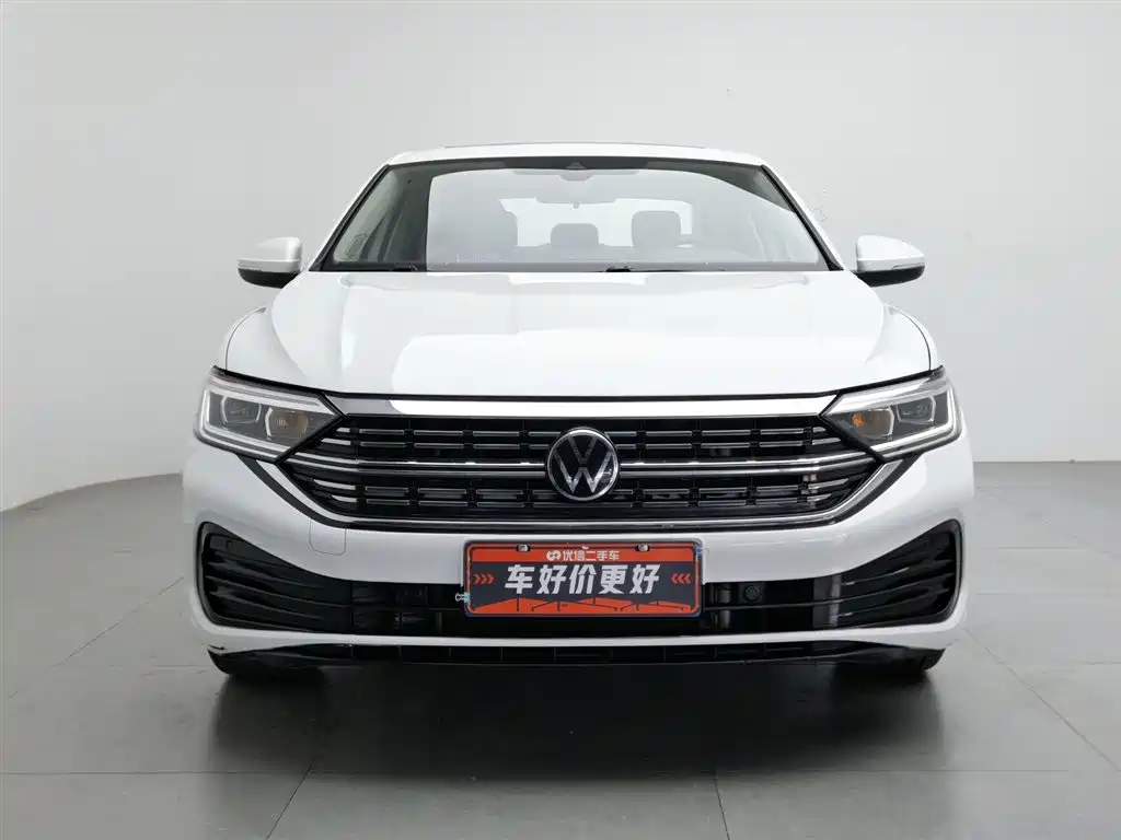 Volkswagen Sagitar 2023 300TSI DSG Surpassing Edition фото 3