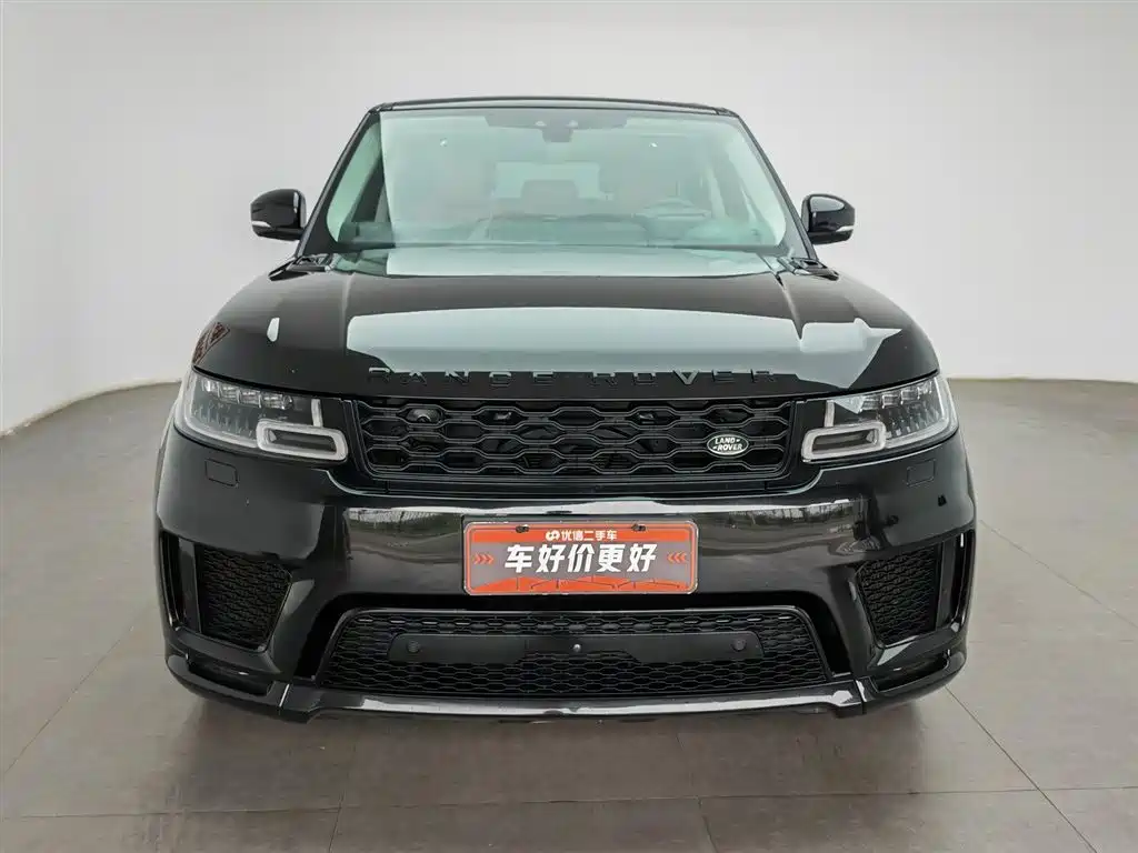 Land Rover Range Rover Sport 2021 3.0 L6 Gloss Black Edition фото 3
