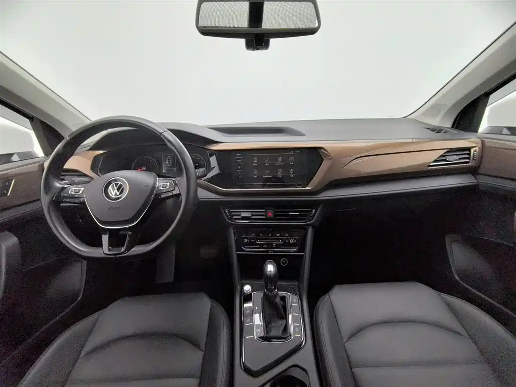Volkswagen Tharu 2021 Model 280TSI 2WD Comfort Edition фото 5