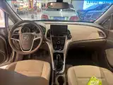 Фото 10 - Buick Excelle