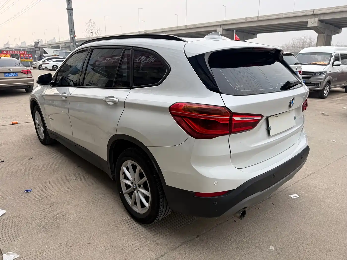 BMW X1 2018 sDrive18Li Fashion Model фото 6