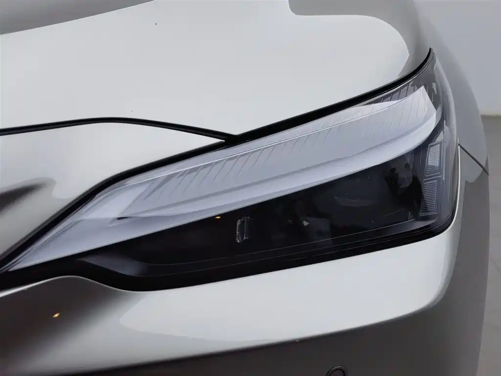 Lexus NX 2022 260 FWD Innovation Edition фото 7