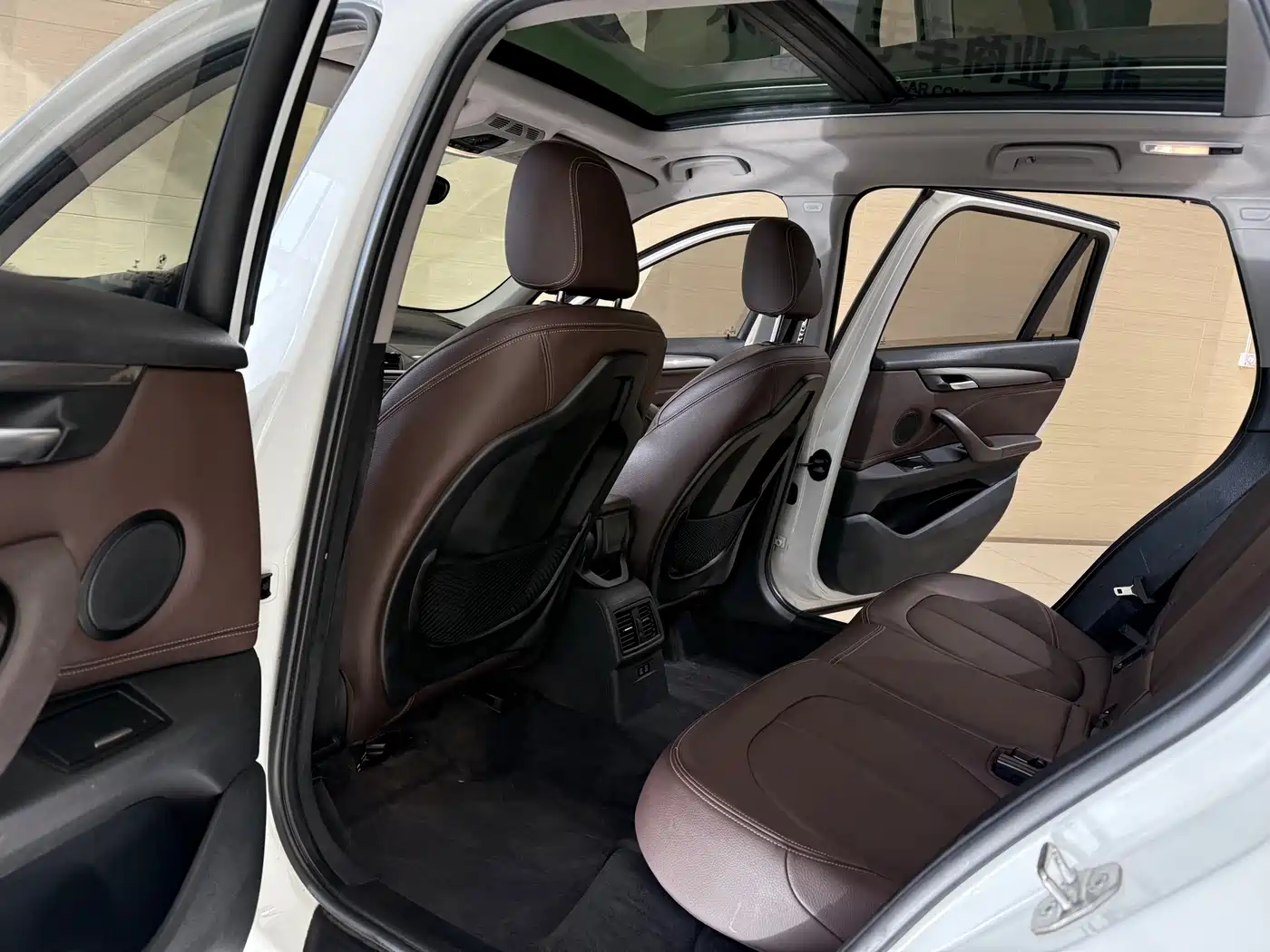 BMW X1 2019 sDrive18Li Premium Model фото 6