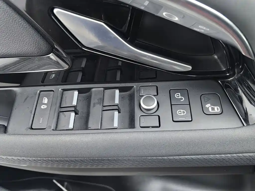 Фото 9 - Land Rover Range Rover Evoque