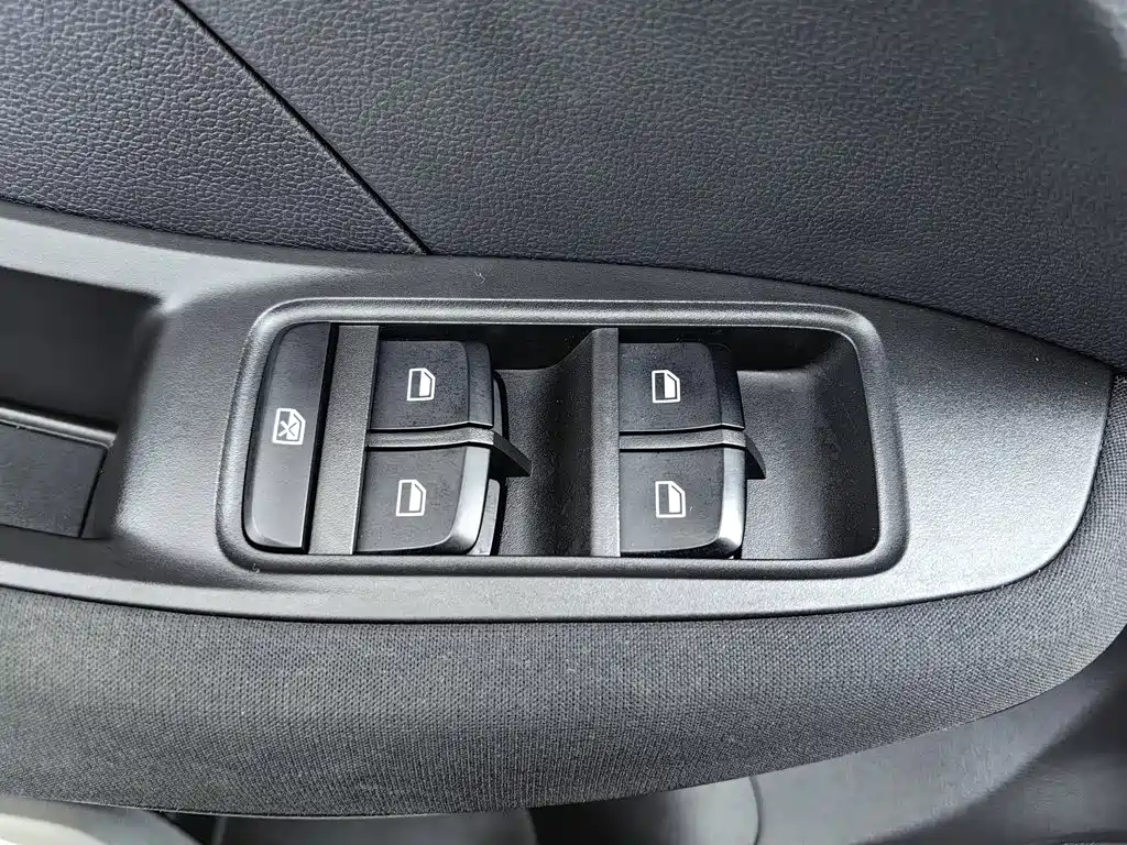MG ZS 2018 2018 1.5L Manual Trend China V