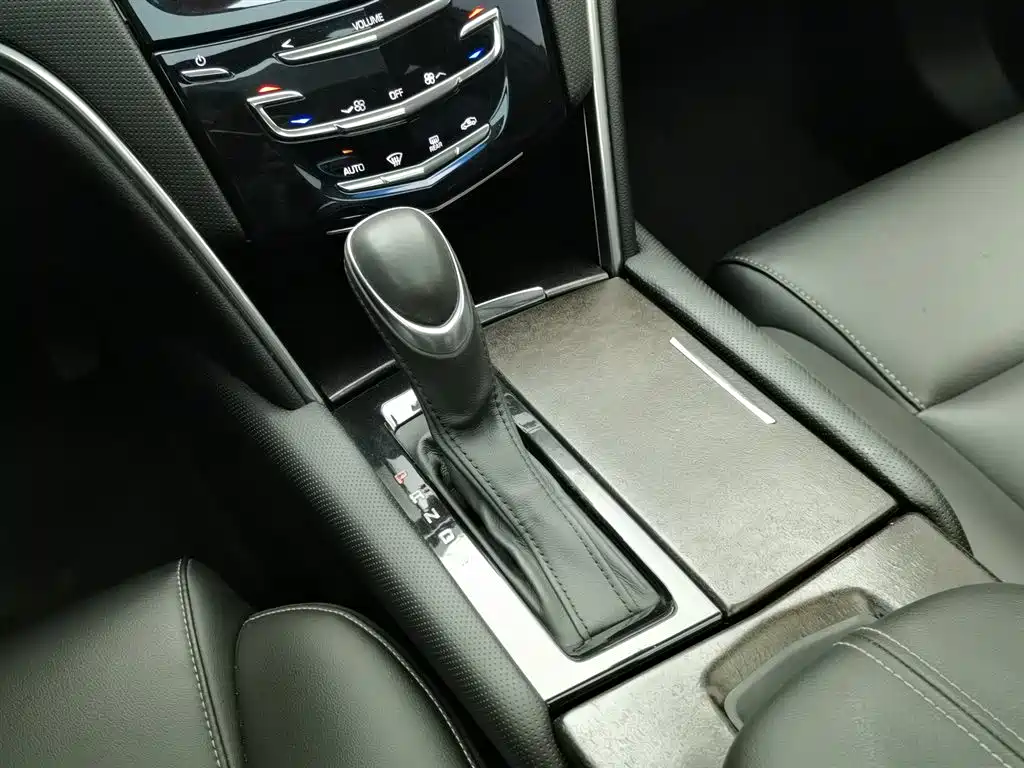 Cadillac XTS 2018 28T Technology фото 13