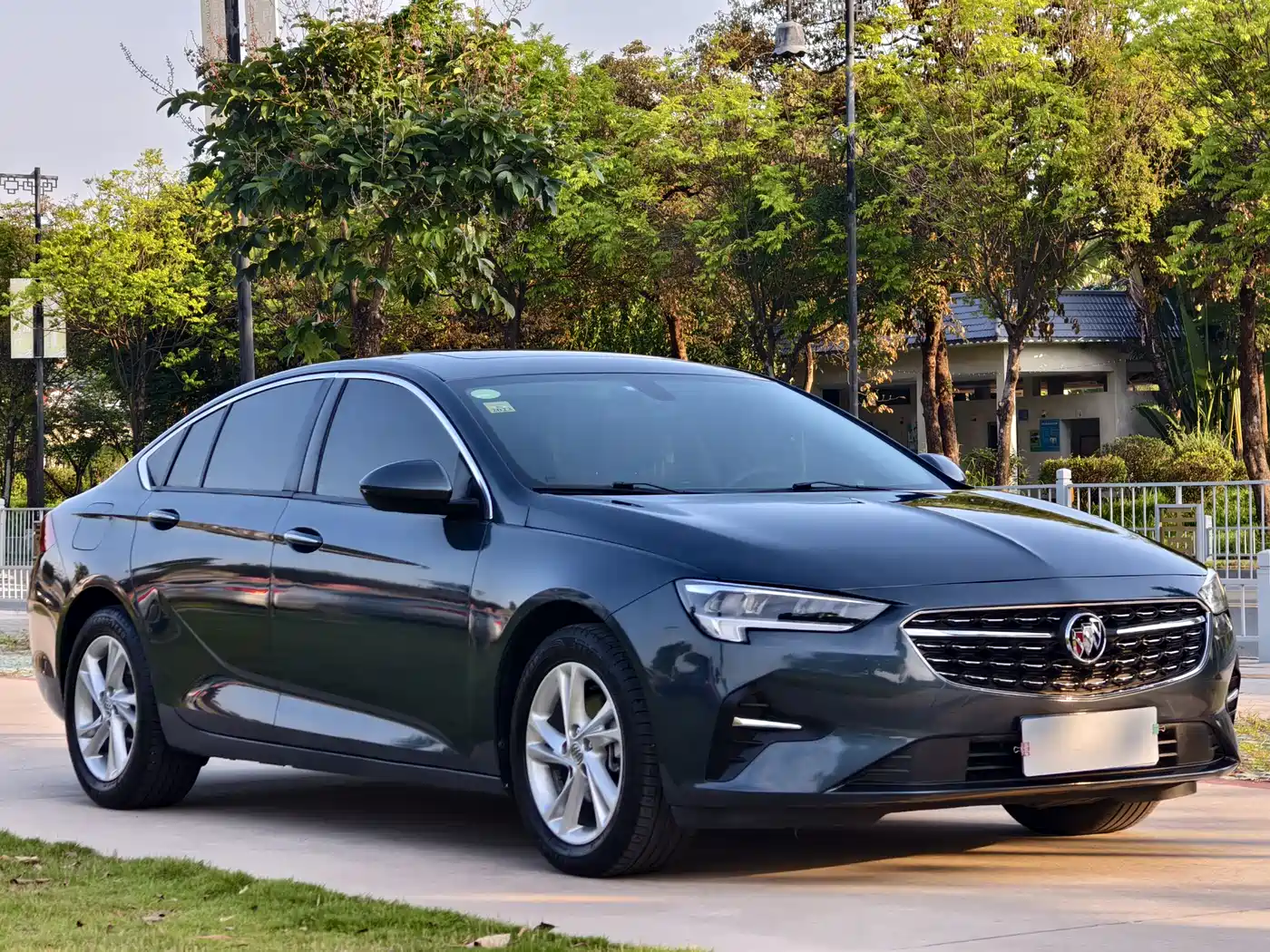 Buick Regal 2020 552T Luxury фото 3