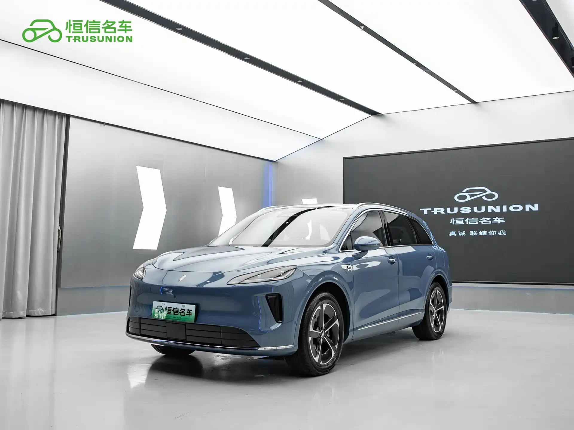 صورة 1 - Shangjie SUV