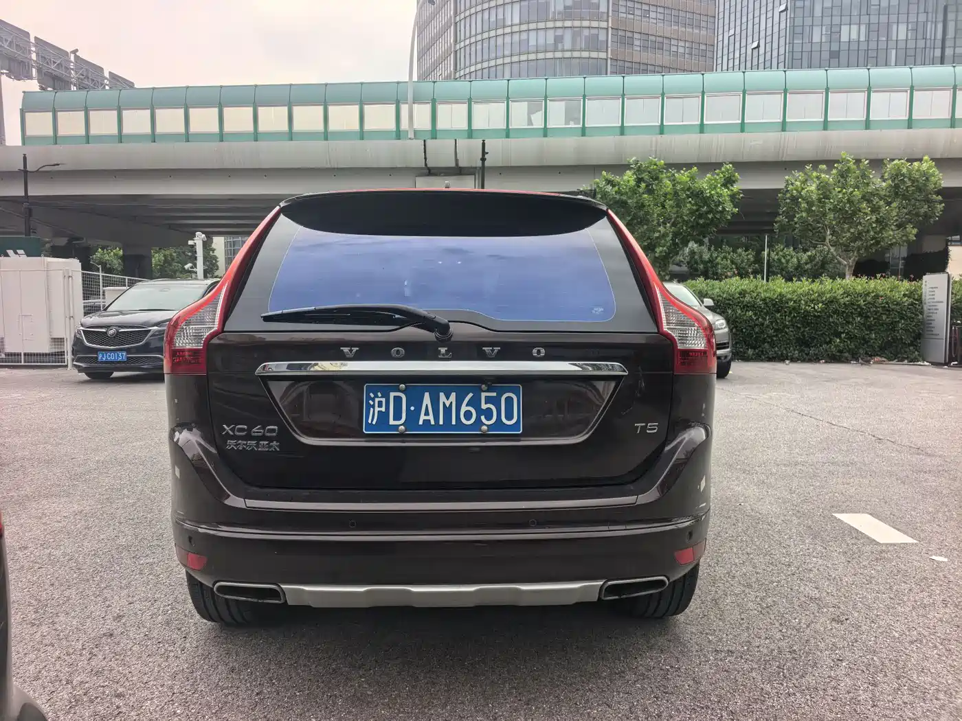 VOLVO XC60