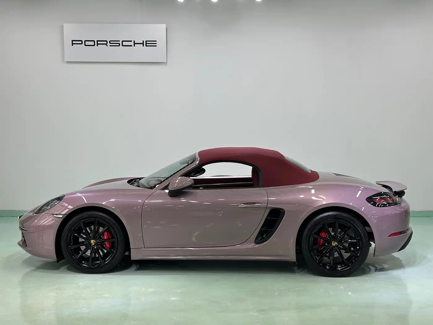 Porsche 718 2022 Boxster 2.0T фото 3